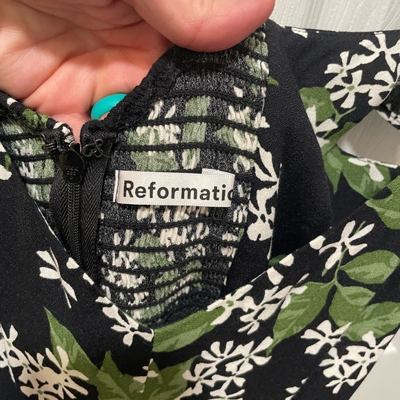 EUC Reformation Floral Baxley Dress - Picture 3 of 8